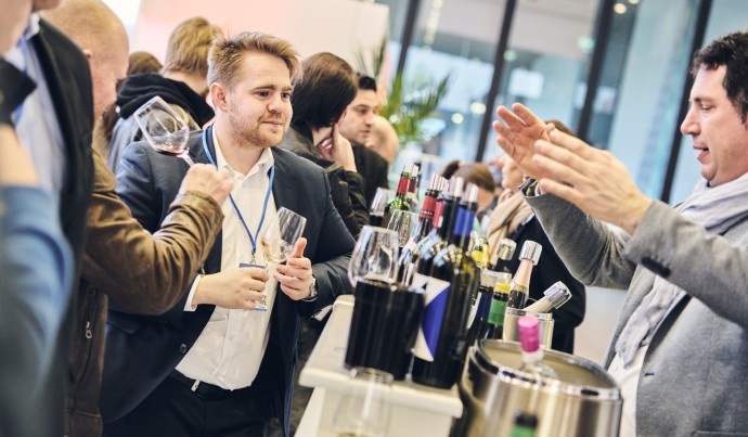 Exhibitor and visitors at EUROVINO